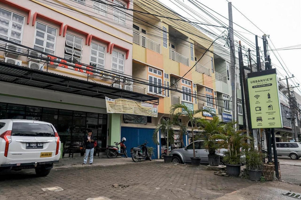 Urbanview Hotel Ta Ke Jelutung Puncak Jambi Exterior foto